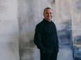Хіти тижня. Щось на Кіркорова схожий: Віктор Павлік здивував фанів густою шевелюрою та борідкою (фото)