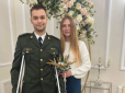 Можна вітати молодят: Командир 