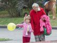 Кінець дивовижної історії й непростих стосунків з омріяною дитиною: Померла найстарша породілля України