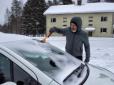 Водіям на замітку! Якщо автомобіль замерз: Як не зламати двері у мороз