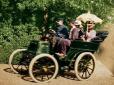 Французький шик часів Belle Époque: Ентузіасти розшукали світлину першої відомої автівки з ДВЗ, що з'явилася в Києві