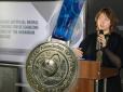 Школярка здобула золоту медаль у міжнародному конкурсі за оригінальне дослідження української мови через призму фізики